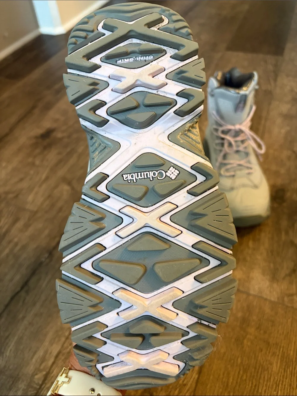 Columbia Light Gray Winter Boots with Pink Laces